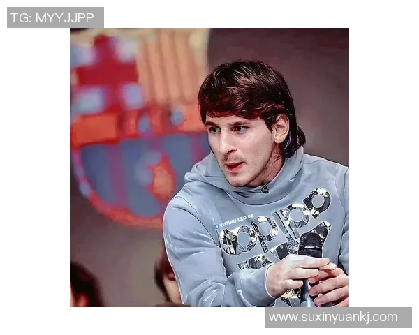 足球女星风采展现 球场魅力与个人特色兼具的明星人物头像解析