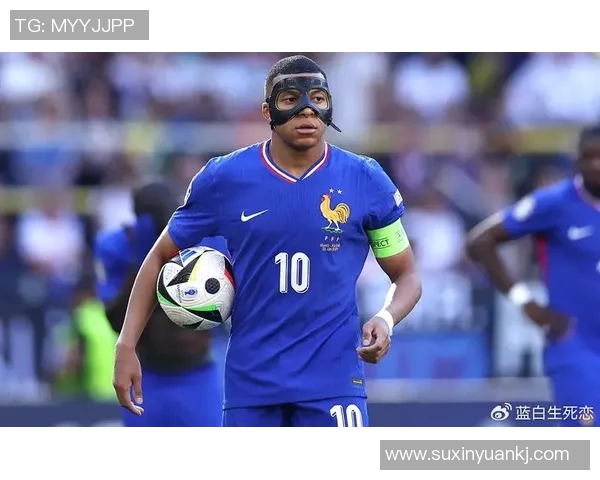 法国足球队7号球星风采:突破与荣耀交织的传奇之路 法国足球队7号球星风采:突破与荣耀交织的传奇之路