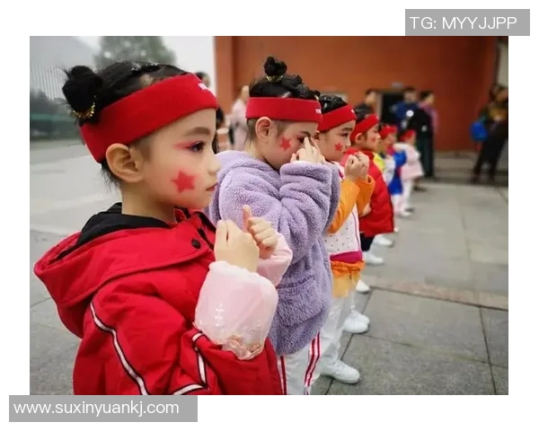 类乌齐足球球星成长历程与拼搏精神激励家乡青少年 类乌齐足球球星成长历程与拼搏精神激励家乡青少年