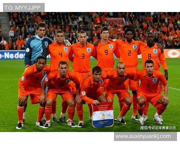荷兰足球球星表现盘点与欧洲赛场精彩回顾 荷兰足球球星表现盘点与欧洲赛场精彩回顾
